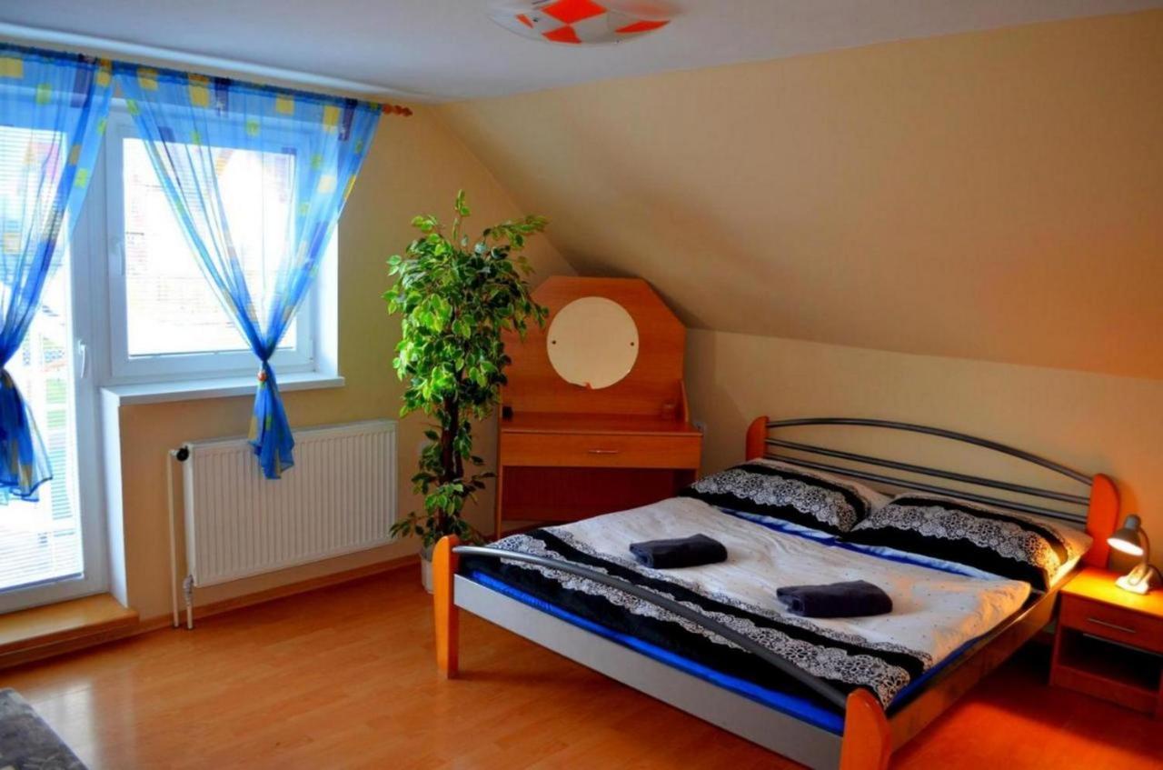 Chalupa Riviera A Apartmany Riviera - Liptov Besenova Ruzomberok Bagian luar foto