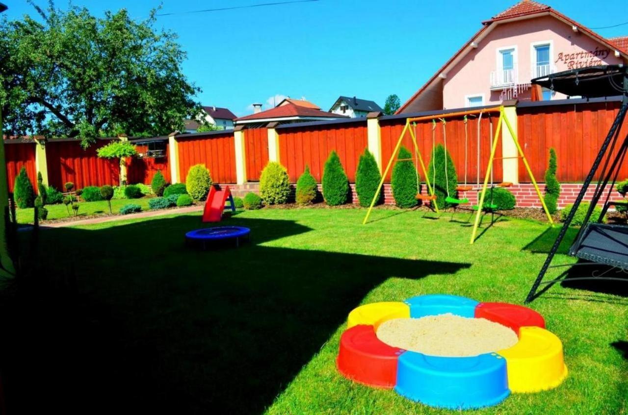 Chalupa Riviera A Apartmany Riviera - Liptov Besenova Ruzomberok Bagian luar foto