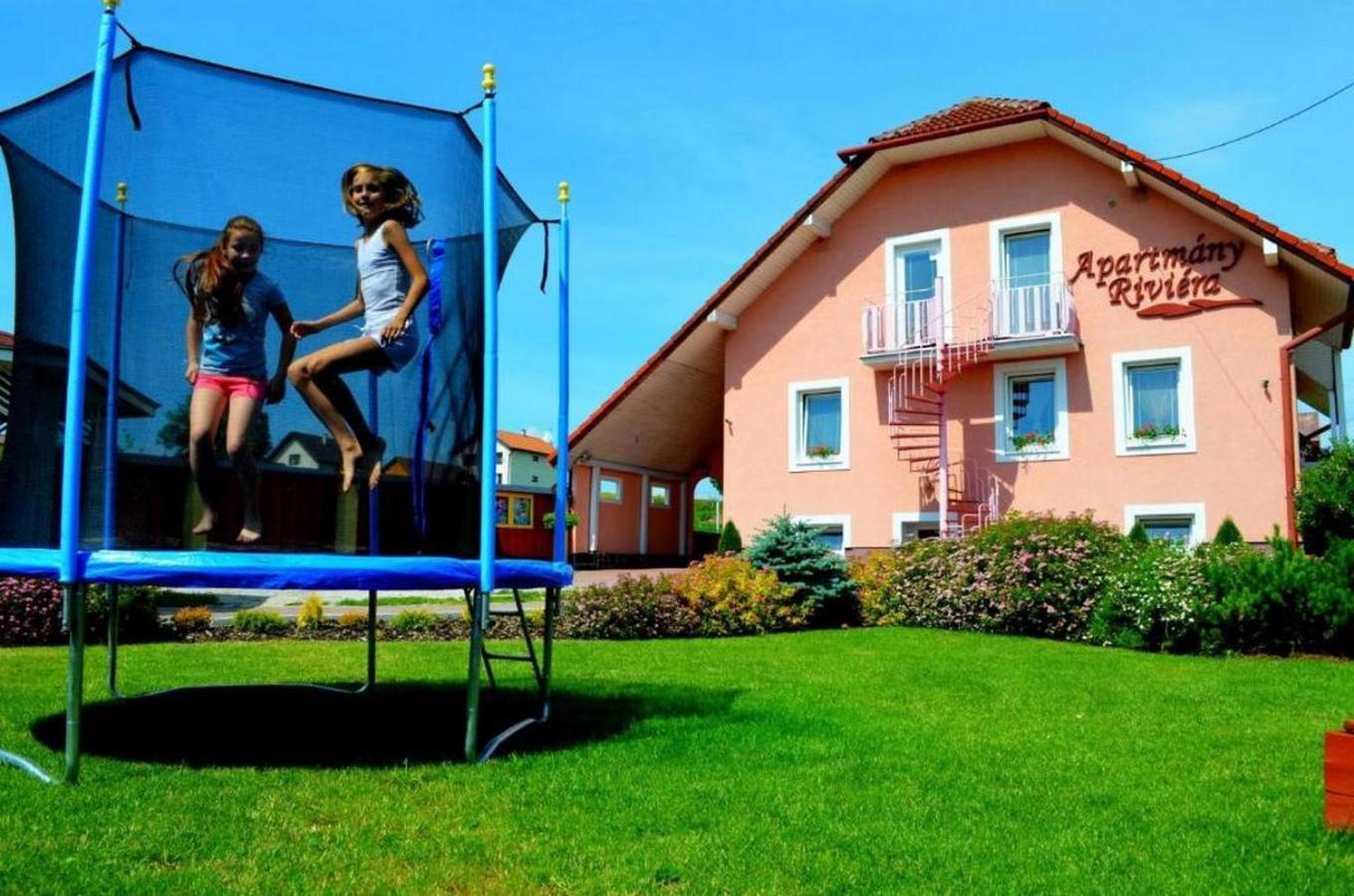 Chalupa Riviera A Apartmany Riviera - Liptov Besenova Ruzomberok Bagian luar foto